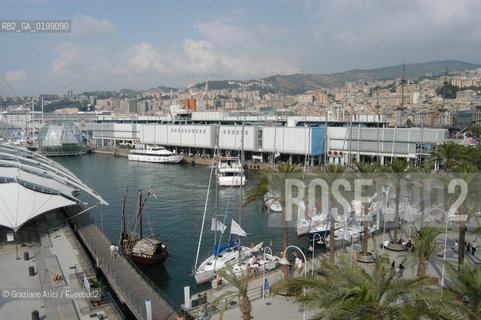 GENOVA IL PORTO VECCHIO, PROGETTO DELLARCHITETTO RENZO PIANO  © 2004 Graziano Arici/Rosebud2 ARCHITETTURA CONTEMPORANEA