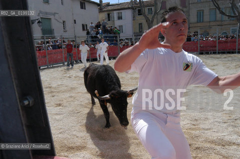 FRANCIA ARLES (PROVENCE-PROVENZA) MARZO 2005 - MANIFESTAZIONI PER LA FERIA DI PASQUA ©Graziano Arici/Rosebud2 GEO TORO CAVALLO COURSE CAMARGUE