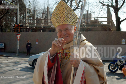 VENEZIA 3/04/05 VISITA DEL PATRIARCA DI VENEZIA CARDINALE ANGELO SCOLA ALLA PARROCCHIA DI QUARTO DALTINO A VENEZIA PER I CENTO ANNI DELLEDIFICAZIONE DELLA CHIESA ©Graziano Arici/Rosebud2 RELIGIONE