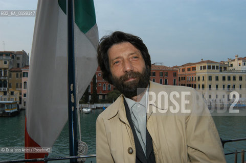 VENEZIA 18/04/05 - VITTORIA DI MASSIMO CACCIARI AL BALLOTTAGGIO PER SINDACO DI VENEZIA ©Graziano Arici/Rosebud2