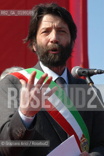 VENEZIA 25 APRILE 2005 - MANIFESTAZIONE PER IL 60 DELLA LIBERAZIONE : PARLA IL SINDACO MASSIMO CACCIARI ©Graziano Arici/Rosebud2 POLITICA FILOSOFIA
