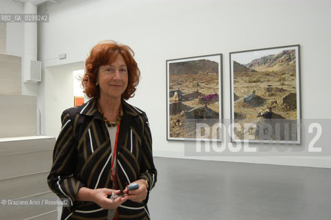 VENEZIA8/06/05 - 51 ESPOSIZIONE INTERNAZIONALE DARTE -UNA DELLE DUE CURATRICI DELLA BIENNALE MARIA DE CORRAL ©Graziano Arici/Rosebud2