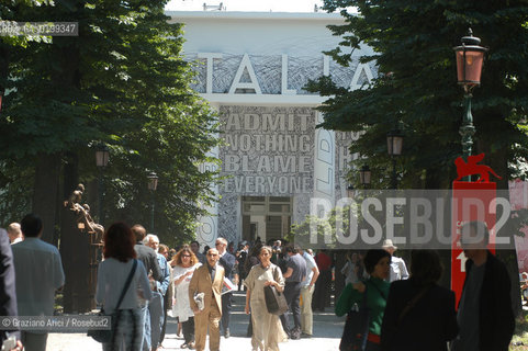 VENEZIA8/06/05 - 51 ESPOSIZIONE INTERNAZIONALE DARTE - IL PADIGLIONE ITALIA - THE ITALIA PAVILLION ©Graziano Arici/Rosebud2 BIENNALE GIARDINI