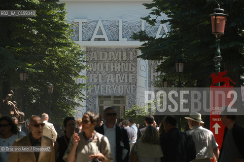 VENEZIA8/06/05 - 51 ESPOSIZIONE INTERNAZIONALE DARTE - IL PADIGLIONE ITALIA - THE ITALIA PAVILLION ©Graziano Arici/Rosebud2 BIENNALE GIARDINI