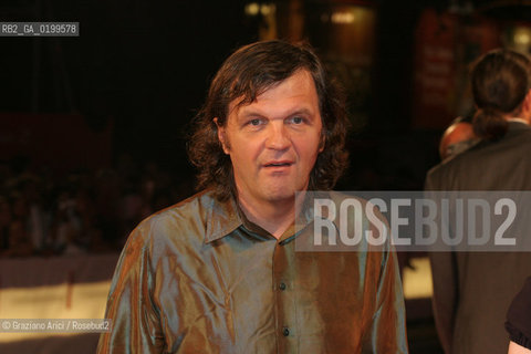 01_09_05 - 62 VENICE FILM FESTIVAL - FILM ALL THE INVISIBLE CHILDREN - PREMIERE/REDCARPET - THE DIRECTORS EMIR KUSTURICA AND JORDAN SCOTT.@Graziano Arici/Rosebud2