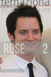 04_09_05 - 62 VENICE FILM FESTIVAL - FILM EVERYTHING IS ILLUMINATED - THE ACTOR ELIJAH WOOD.©Graziano Arici/Rosebud2