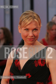 04_09_05 - 62 VENICE FILM FESTIVAL - FILM CINDERELLA MAN - PREMIERE/REDCARPET - THE ACTRESS RENEE ZELLWEGER.©Graziano Arici/Rosebud2