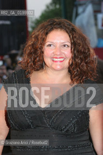 06_09_05 - 62 VENICE FILM FESTIVAL - FILM ROMANCE & CIGARETTES - PREMIERE/REDCARPET - THE ACTRESS AIDA TURTURRO.©Graziano Arici/Rosebud2