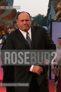 06_09_05 - 62 VENICE FILM FESTIVAL - FILM ROMANCE & CIGARETTES - PREMIERE/REDCARPET - THE ACTOR JAMES GANDOLFINI.©Graziano Arici/Rosebud2
