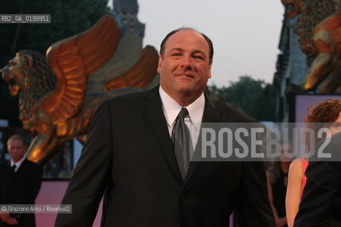 06_09_05 - 62 VENICE FILM FESTIVAL - FILM ROMANCE & CIGARETTES - PREMIERE/REDCARPET - THE ACTOR JAMES GANDOLFINI .©Graziano Arici/Rosebud2