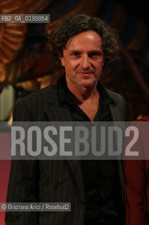 06_09_05 - 62 VENICE FILM FESTIVAL - FILM I GIORNI DELLABBANDONO - PREMIERE/REDCARPET - THE ACTOR GORAN BREGOVIC.©Graziano Arici/Rosebud2