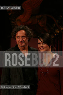 06_09_05 - 62 VENICE FILM FESTIVAL - FILM I GIORNI DELLABBANDONO - PREMIERE/REDCARPET - THE ACTOR GORAN BREGOVIC WITH THE SINGER CARMEN CONSOLI.©Graziano Arici/Rosebud2