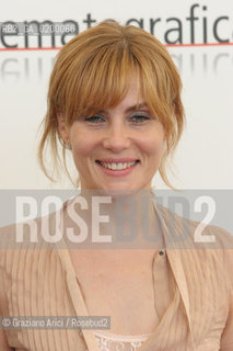 08_09_05 - 62 VENICE FILM FESTIVAL - FILM BACKSTAGE - THE ACTRESS EMMANUELLE SEIGNER.©Graziano Arici/Rosebud2