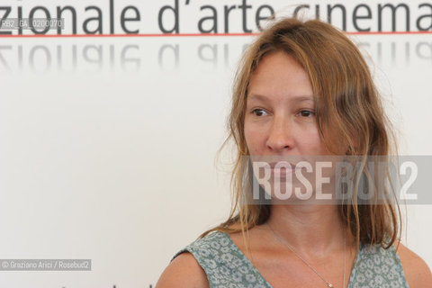 08_09_05 - 62 VENICE FILM FESTIVAL - FILM BACKSTAGE - THE DIRECTOR EMMANUELLE BERCOT.©Graziano Arici/Rosebud2