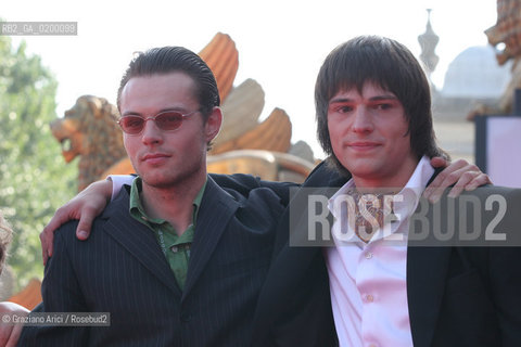 08_09_05 - 62 VENICE FILM FESTIVAL - FILM GARPASTUM - PREMIERE/REDCARPET - LEFT TO RIGHT: THE ACTORS EVGENY PRONIN AND DANILA KOZLOVSKY.©Graziano Arici/Rosebud2