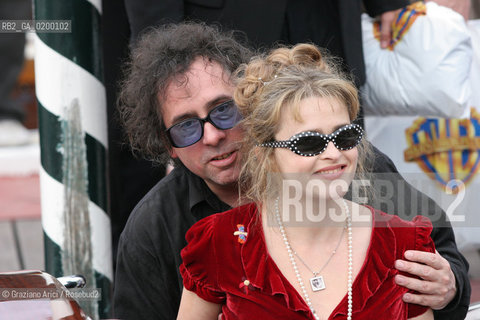 08_09_05 - 62 VENICE FILM FESTIVAL - THE DIRECTOR TIM BURTON WITH HIS WIFE HELENA BONHAM CARTER.©Graziano Arici/Rosebud2