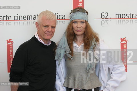 10_09_05 - 62 VENICE FILM FESTIVAL - FILM VERUSCHKA - THE ACTRESS VERA VON LEHNDORFF WITH THE DIRECTOR PAUL MORRISSEY.©Graziano Arici/Rosebud2
