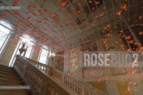 VENICE 22 APRILE 2006 -  MOSTRA A PALAZZO GRASSI  WHERE ARE WE GOING? - ÒVINTAGE VIOLENCEÓ BY URS FISCHER -  ©Graziano Arici/Rosebud2 ARTE