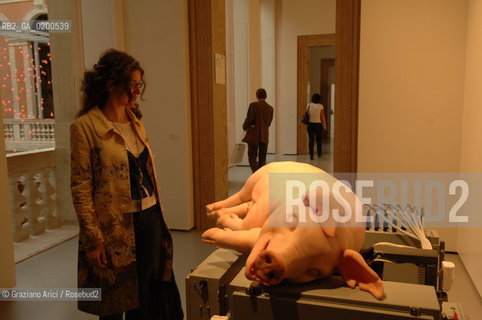 VENICE 27 APRILE 2006 -  MOSTRA A PALAZZO GRASSI  WHERE ARE WE GOING? - ÒMECHANICAL PIGÓ BY PAUL MCCARTHY -  ©Graziano Arici/Rosebud2 ARTE