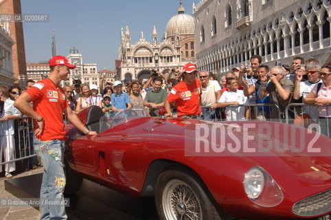 VENICE 6/09/06 - INAUGURATION OF VENICE FERRARI STORE : MICHAEL SHUMACHER AND FELIPE MASSA IN ST. MARKS SQUARE ©Graziano Arici/Rosebud2