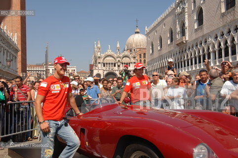 VENICE 6/09/06 - INAUGURATION OF VENICE FERRARI STORE : MICHAEL SHUMACHER AND FELIPE MASSA IN ST. MARKS SQUARE ©Graziano Arici/Rosebud2