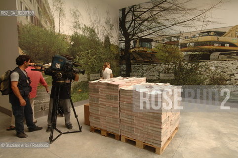 VENICE 7/09/06 - 10TH INTERNATIONAL ARCHITECTURE EXHIBITION - 10 BIENNALE ARCHITETTURA : THE ITALIAN PAVILLON : SHRINKING CITIES - PROJECT OFFICE PHILIPP OSWALT ©Graziano Arici/Rosebud2