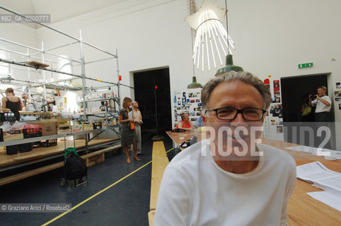 VENICE 7/09/06 - 10TH INTERNATIONAL ARCHITECTURE EXHIBITION - 10 BIENNALE ARCHITETTURA : THE FRENCH PAVILLON: : THE ARCHITECT PATRICK BOUCHAIN ©Graziano Arici/Rosebud2