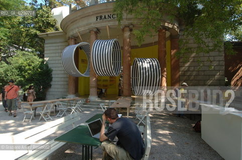 VENICE 7/09/06 - 10TH INTERNATIONAL ARCHITECTURE EXHIBITION - 10 BIENNALE ARCHITETTURA : THE FRENCH PAVILLON: : METAVILLA BY PATRICK BOUCHAIN ©Graziano Arici/Rosebud2