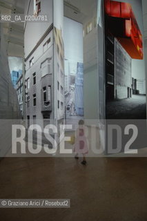 VENICE 7/09/06 - 10TH INTERNATIONAL ARCHITECTURE EXHIBITION - 10 BIENNALE ARCHITETTURA : THE GERMAN PAVILLON: : CONVERTIBLE CITY ©Graziano Arici/Rosebud2