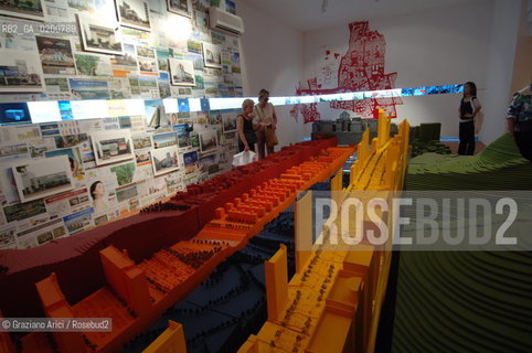 VENICE 7/09/06 - 10TH INTERNATIONAL ARCHITECTURE EXHIBITION - 10 BIENNALE ARCHITETTURA : THE KOREAN PAVILLON: : URBAN MORPHOLOGY ©Graziano Arici/Rosebud2