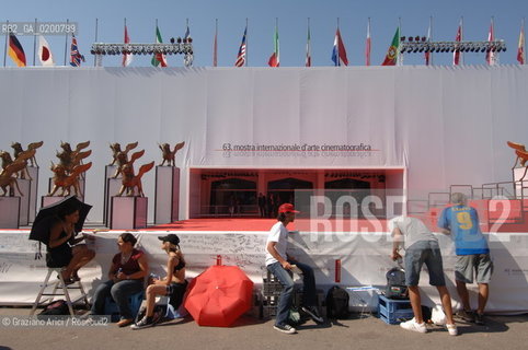 06_9_06 - 63 VENICE FILM FESTIVAL -  FANS  ©Graziano Arici/Rosebud2