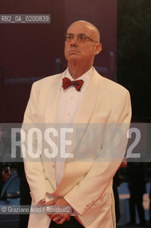 30_08_06 - 63 VENICE FILM FESTIVAL - RED CARPET FILM THE BLACK DAHLIA - THE AUTHOR AND WRITER JAMES ELLROY @ Graziano Arici/Rosebud2