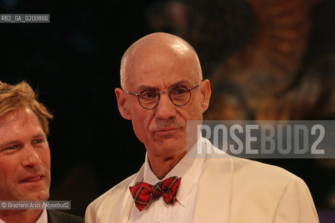 30_08_06 - 63 VENICE FILM FESTIVAL - RED CARPET FILM THE BLACK DAHLIA - THE AUTHOR AND WRITER  JAMES ELLROY @ Graziano Arici/Rosebud2