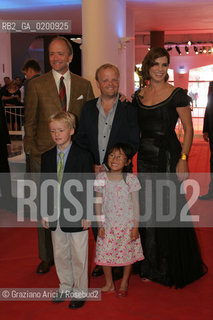 31_08_06 - 63 VENICE FILM FESTIVAL - FILM INFAMOUS - RED CARPET - THE DIRECTOR DOUGLAS MCGRAATH, THE ACTORS TOBY JONES AND SANDRA BULLOCK @ Graziano Arici/Rosebud2