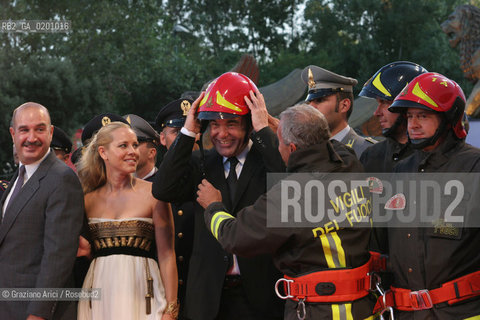 01_9_06 - 63 VENICE FILM FESTIVAL - RED CARPET - FILM WORLD TRADE CENTER - THE DIRECTOR OLIVER STONE.@ Graziano Arici/Rosebud2