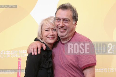 02_9_06 - 63 VENICE FILM FESTIVAL - FILM THE QUEEN - THE DIRECTOR STEPHEN FREARS AND THE ACTRESS HELEN MIRREN @ Graziano Arici/Rosebud2