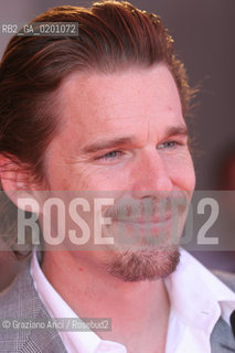 02_9_06 - 63 VENICE FILM FESTIVAL - RED CARPET OF THE FILM THE HOTTEST STATE - THE DIRECTOR ETHAN HAWKE. @ Graziano Arici/Rosebud2