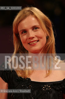 02_9_06 - 63 VENICE FILM FESTIVAL - RED CARPET OF THE FILM PRIVATE FEARS IN PUBLIC SPACES - THE ACTRESS ISABELLE CARRE` @ Graziano Arici/Rosebud2
