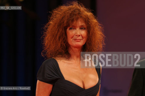 02_9_06 - 63 VENICE FILM FESTIVAL - RED CARPET OF THE FILM PRIVATE FEARS IN PUBLIC SPACES - THE ACTRESS SABINE AZEMA @ Graziano Arici/Rosebud2