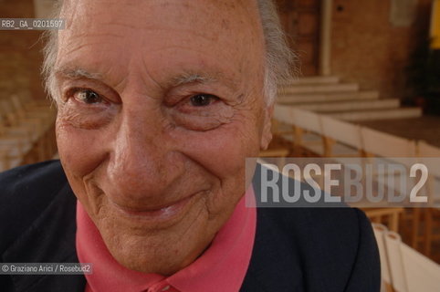 PORDENONE 23/09/06 - THE WRITER  RAFFAELE LA CAPRIA @ Graziano Arici/Rosebud2 LETTERATURA