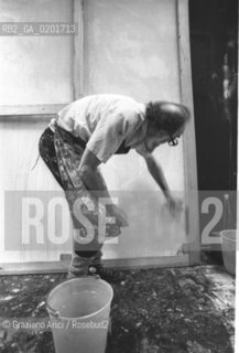 IL PITTORE EMILIO VEDOVA NEL SUO STUDIO - VENEZIA - 1979 - ©Graziano Arici/Rosebud2 / ARTE