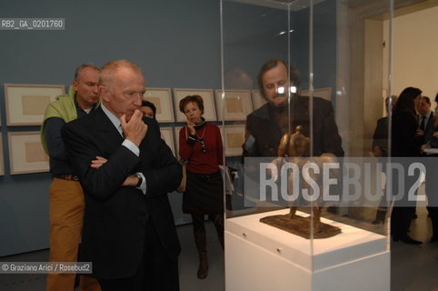 VENEZIA 9 NOVEMBRE 2006 - EXPOSITION IN PALAZZO GRASSI : PICASSO: LA JOIE DE VIVRE 1945/1948 - FRANCOIS PINAULT WITH  THE EXPOSITION CURATOR JEAN-LOUS ANDRAL ©Graziano Arici/Rosebud2