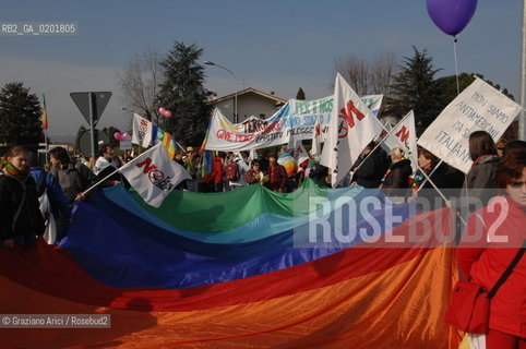 VICENZA 17/2/07 GREAT DEMONSTRATION AGAINST THE NEW US AIR FORCE MILITARY BASE AT DAL MOLIN AIRPORT ©Graziano Arici/Rosebud2 MANIFESTAZIONE PACE DIMOSTRAZIONE