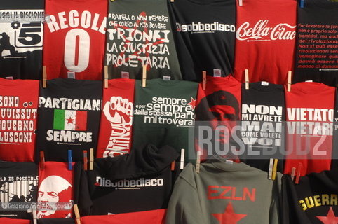 VICENZA 17/2/07 GREAT DEMONSTRATION AGAINST THE NEW US AIR FORCE MILITARY BASE AT DAL MOLIN AIRPORT ©Graziano Arici/Rosebud2 MANIFESTAZIONE PACE DIMOSTRAZIONE