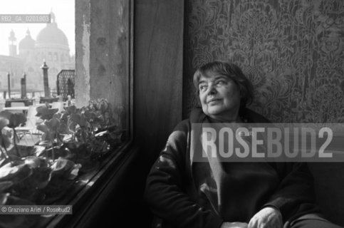 Caption: Nome: .PIVANO FERNANDA.Descrizione: .LETTERATURA AMERICANA CRITIC0 TRADUTTRICE SAGGISTA/A VENEZIA .Credit: .Graziano Arici/Rosebud2/.Costo: .A.Nazione: .ITALIA.Città: .VENEZIA.Data: .1996