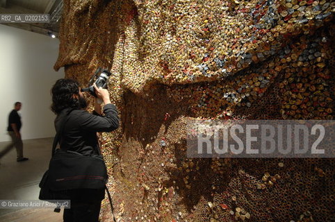 VENICE 04//6/07 - THE 52sd VENICE ART EXPOSITION : THINK WITH THE SENSES, FEEL WITH THE MIND - CORDERIE DELLARSENALE -  EL ANATSUL S  INSTALLATION    @ Graziano Arici/Rosebud2 ARTE ARTISTI BIENNALE