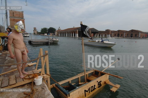 VENICE 04//6/07 - THE 52sd VENICE ART EXPOSITION : THE HAMSTERWHEEL EXPOSITION -    @ Graziano Arici/Rosebud2 ARTE ARTISTI BIENNALE BARCA