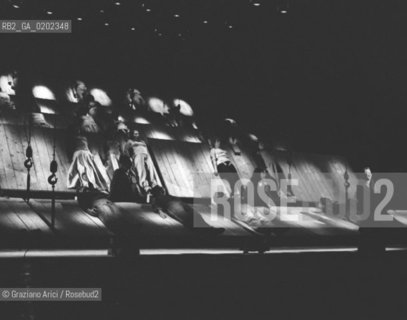 MILANO 1975 TEATRO LIRICO OPERA AL GRAN SOLE CARICO DAMORE DI LUIGI NONO © ARCHIVIO Graziano Arici/Rosebud2   MUSICA LIRICA CLASSICA PROVE DELLOPERA PALCOSCENICO