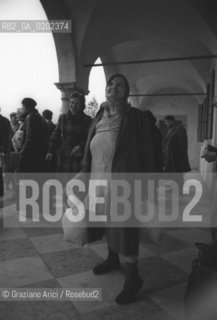 TRIESTE 1975 GITA OSPEDALE PSICHIATRICO TRIESTE DEI PAZIENTI © ARCHIVIO Graziano Arici/Rosebud2  OSPEDALE PROVINCIALE PSICHIATRICO TRIESTE GITA PAZIENTI PRIMO PIANO PAZIENTE DONNA