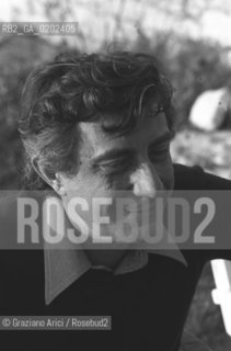 BELLUNO 1975 PRIMO PIANO VOLONTARIO OSPEDALE PSICHIATRICO TRIESTE A VILLA FULCIS BELLUNO © ARCHIVIO Graziano Arici/Rosebud2  CONVEGNO VILLA FULCIS BELLUNO PRIMO PIANO VOLONTARIO